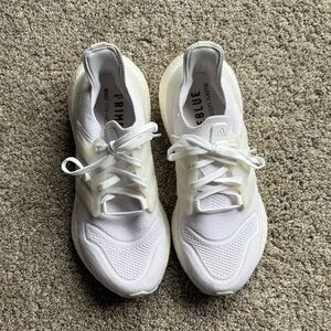 Adidas White Ultraboost 22 Sneakers size 7.5W/ 6M